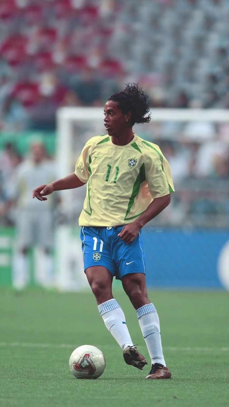 Stussy – FOOTYSAINTS