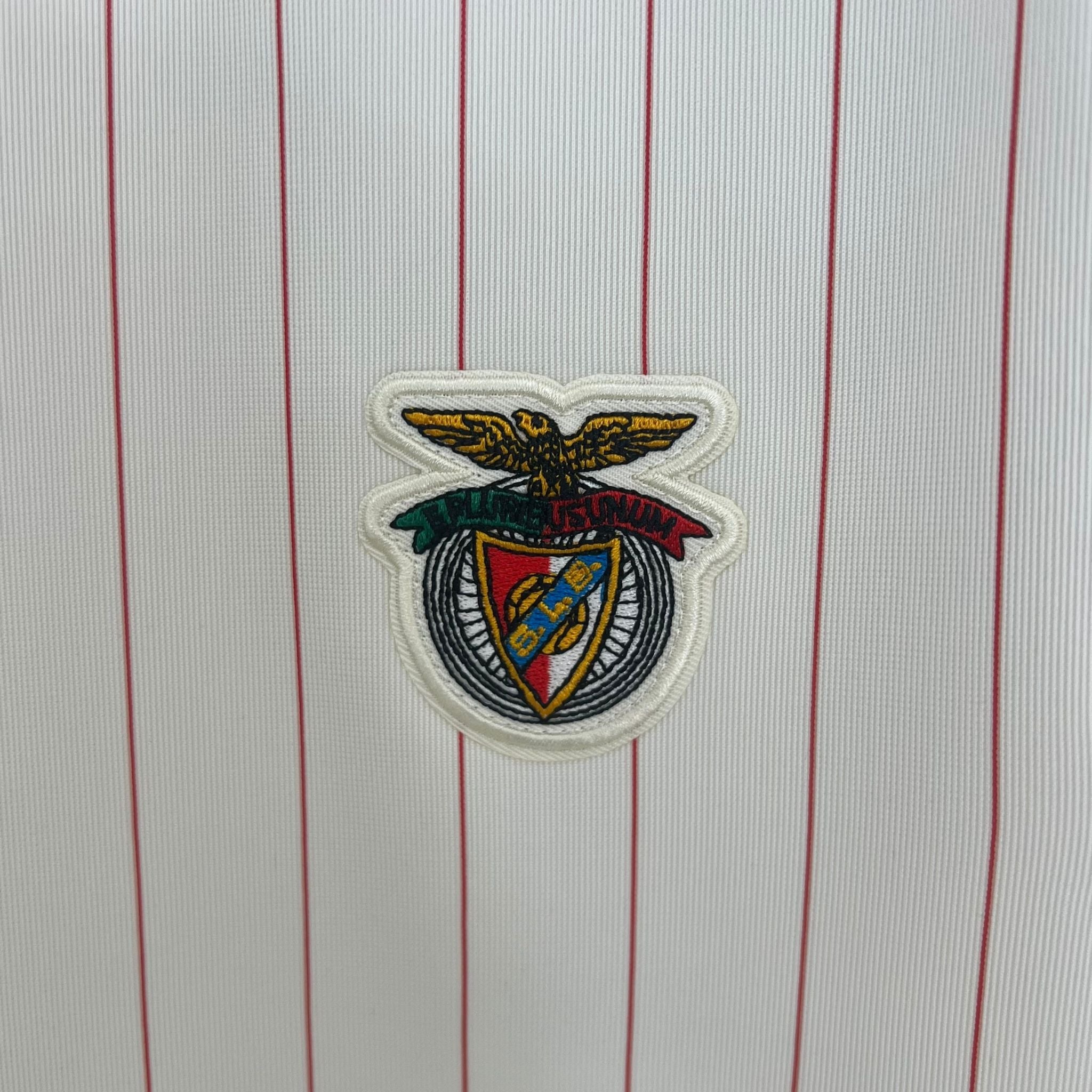SL Benfica "Retro Stripes" Premium Kit - FutKulture