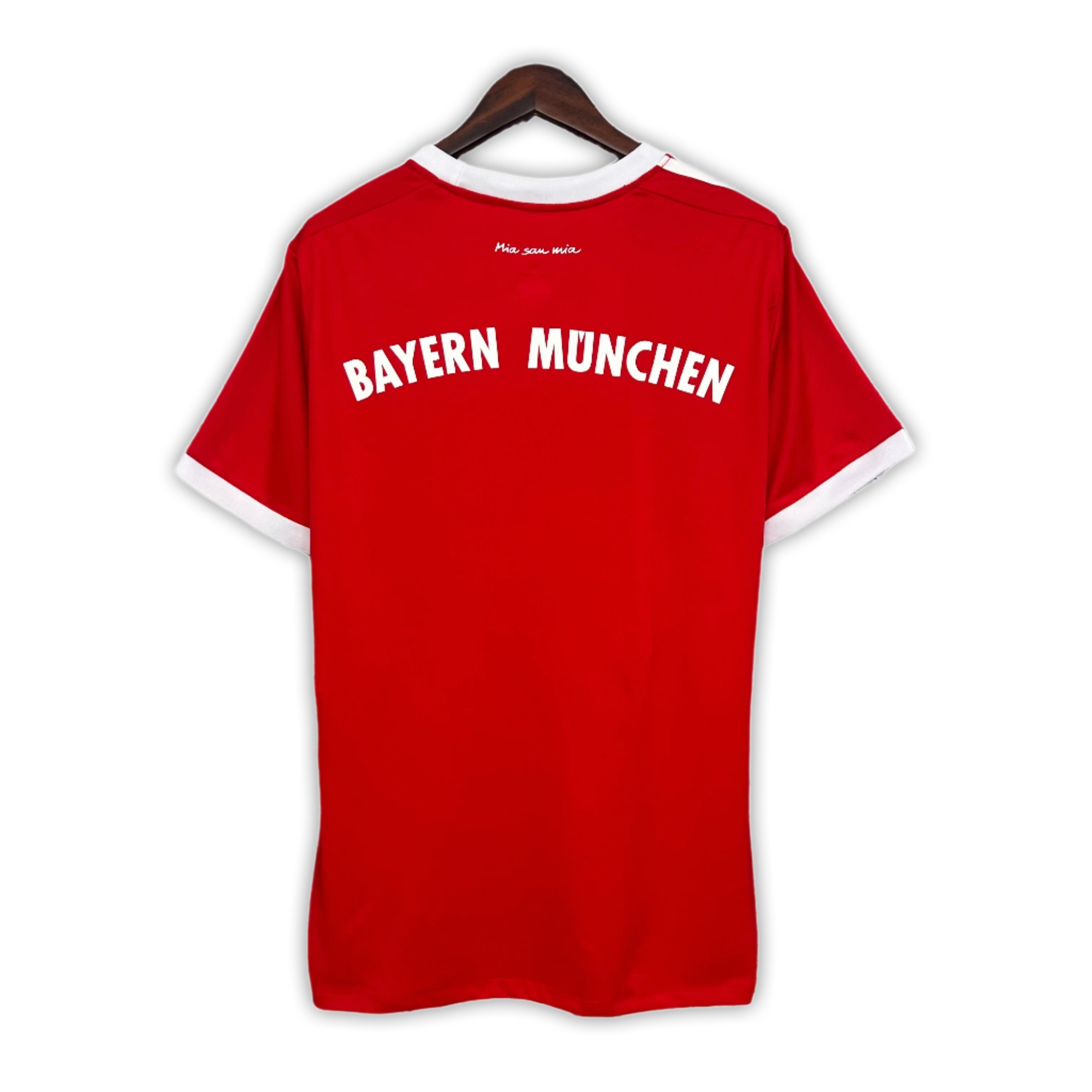 Bayern 2017/18 Home