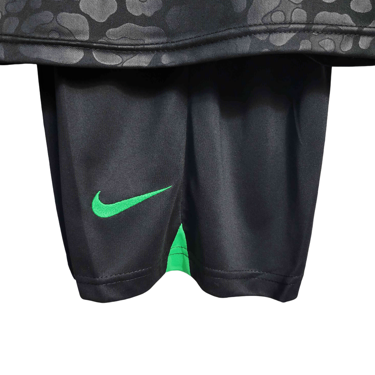 Brazil "Black Leopard" Premium Kids Size Kit - FutKulture