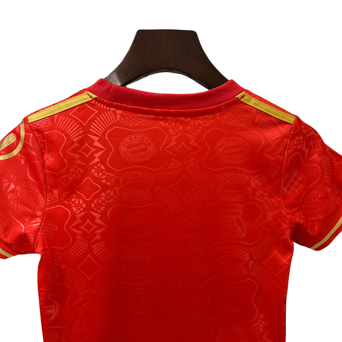 FC Bayern 125 Anniversary Kids Size Kit - FutKulture