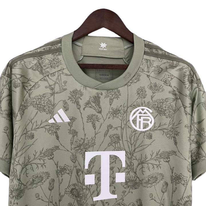 FC Bayern "Centurion" Premium Kit - FutKulture