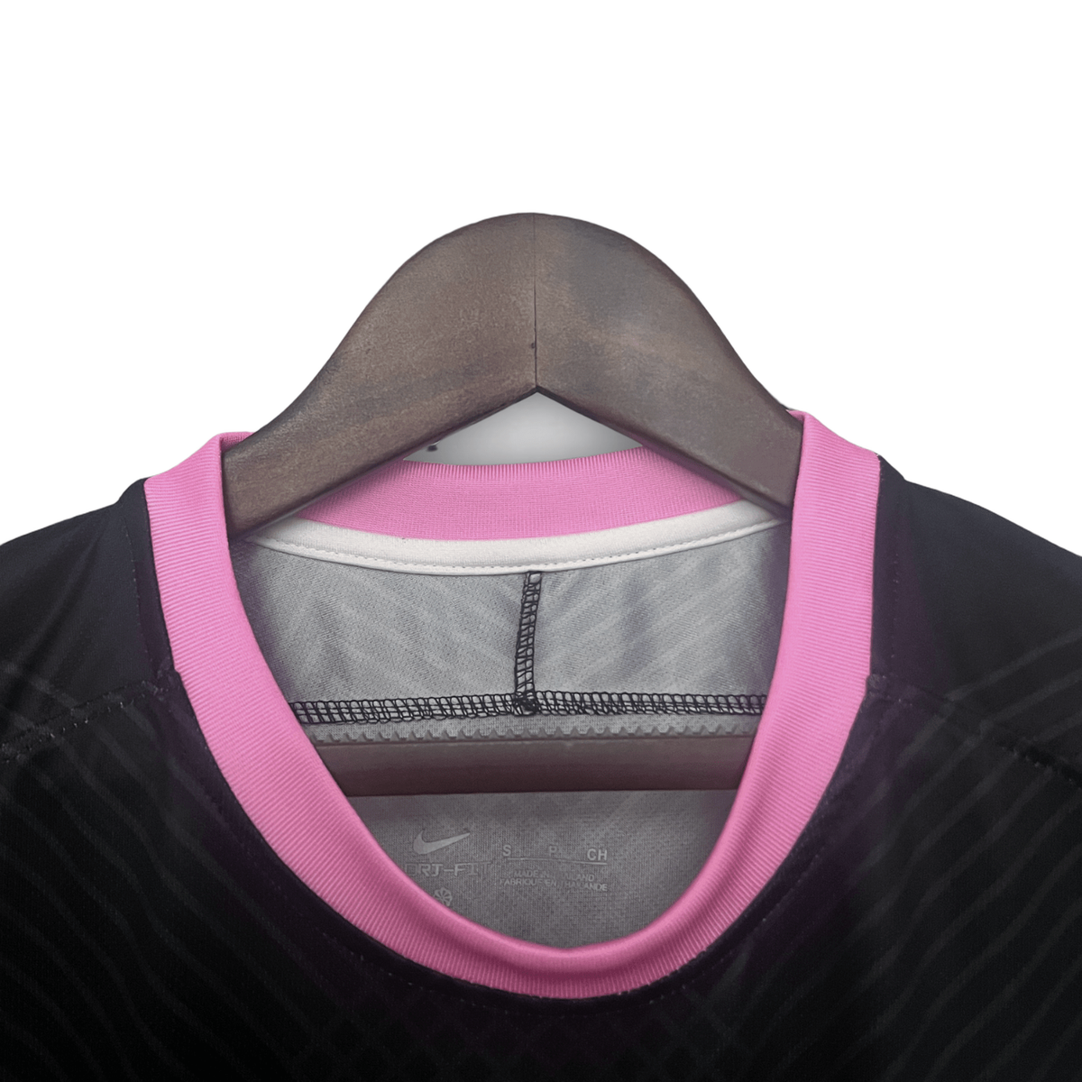Inter Milan "Serpente Rosa" Premium Kit - FutKulture