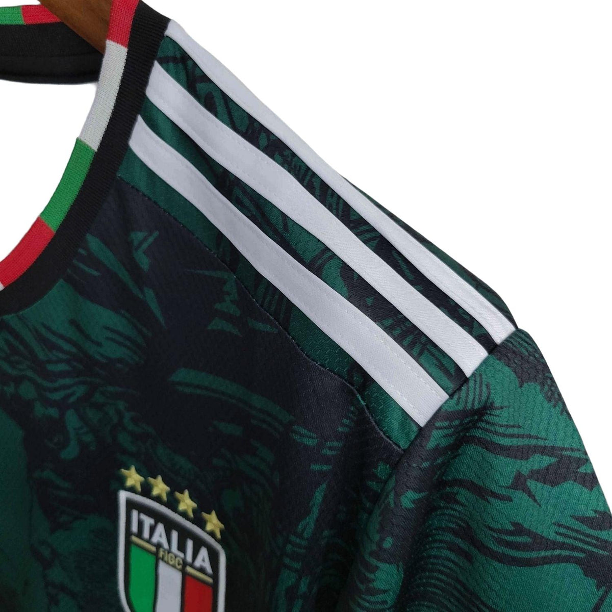 Italy "Azzuro Era" Premium Kit - FutKulture