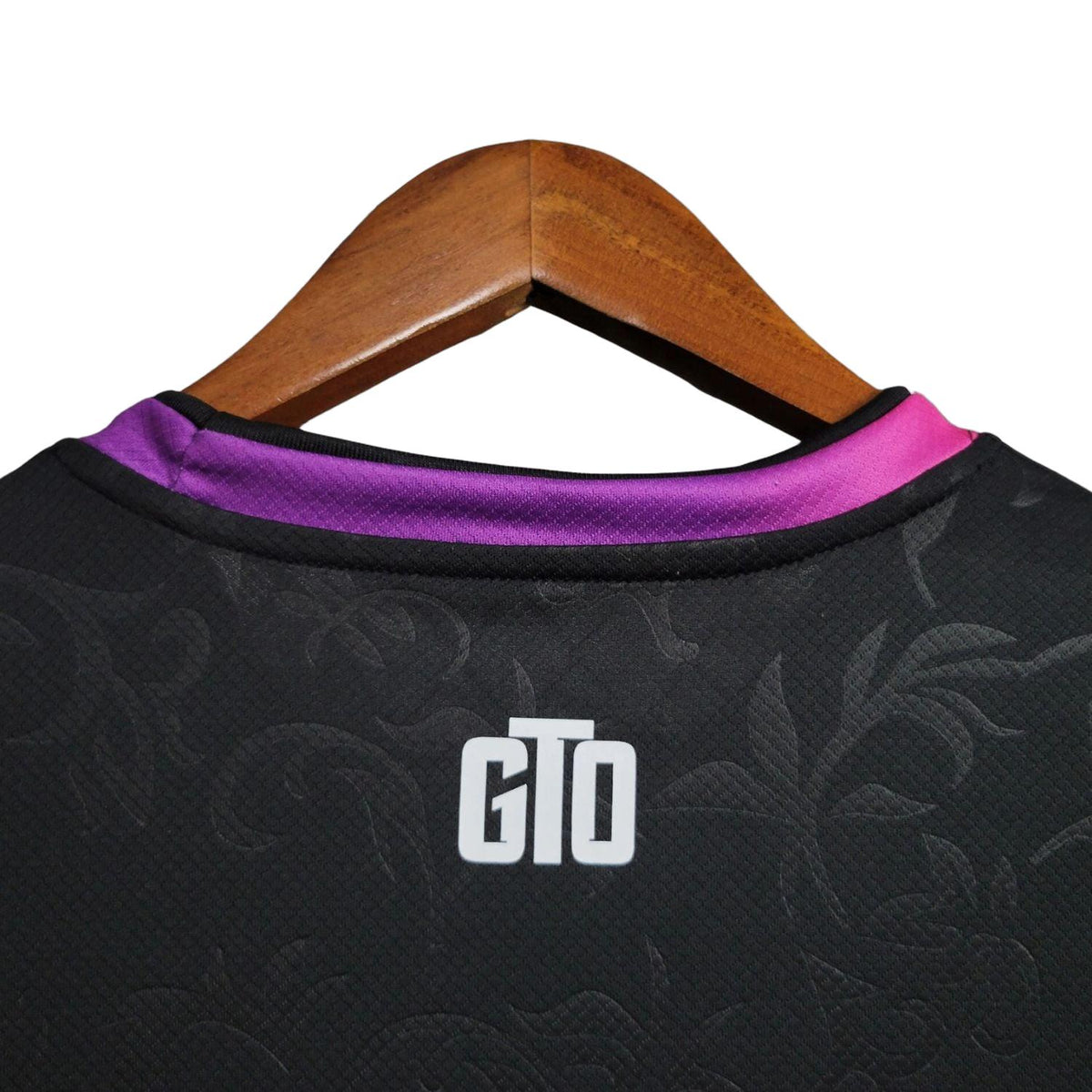 PSG "Paris Noir" Premium Kit - FutKulture