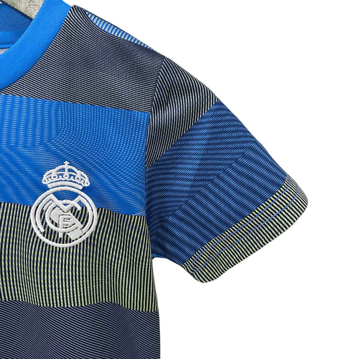 Real Madrid "Cibeles Wave" Premium Kids Size Kit - FutKulture