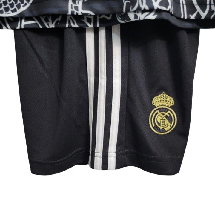 Real Madrid "Dragon Negro" Premium Kids Size Kit - FutKulture