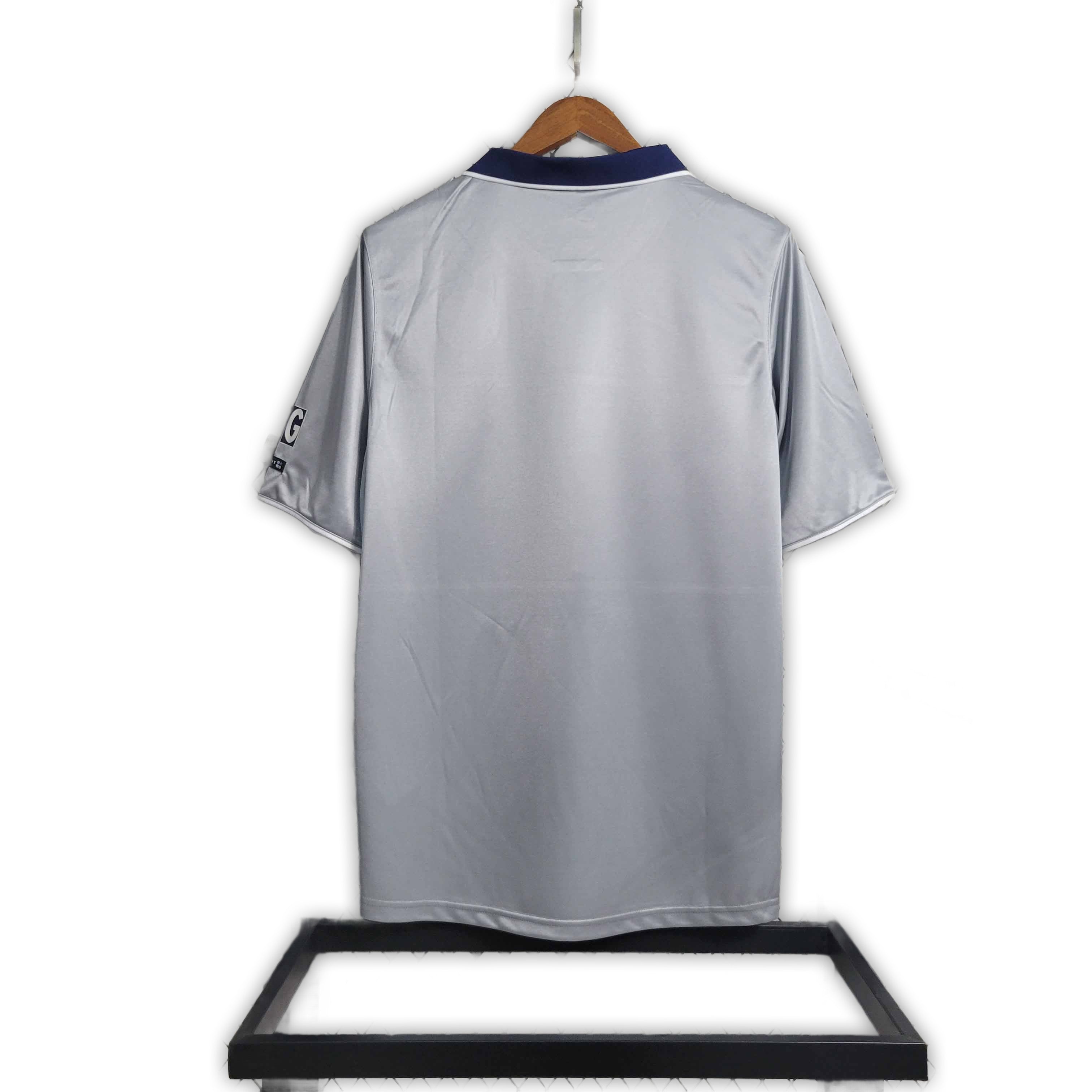 PSG 2000/01 Away
