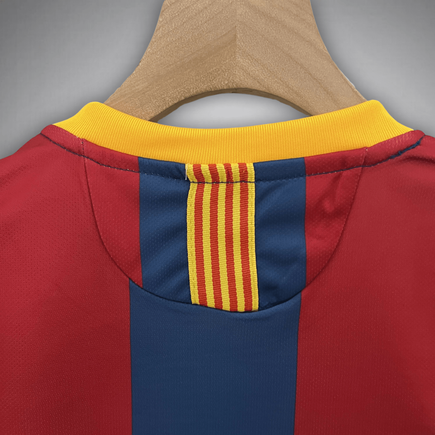 10/11 Barcelona Home Kids Size Kit - FutKulture