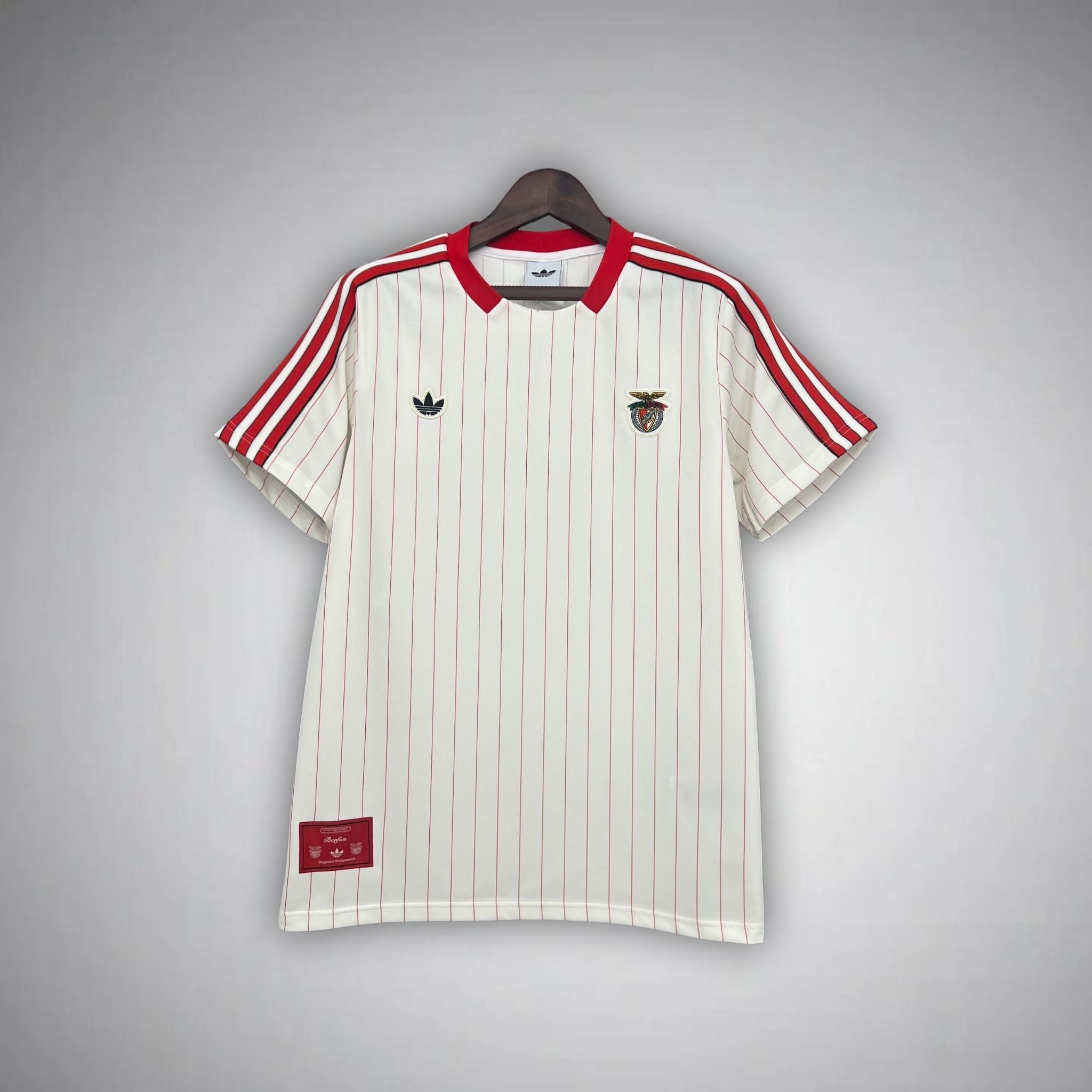 SL Benfica "Retro Stripes" Premium Kit - FutKulture