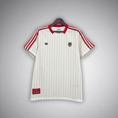 SL Benfica "Retro Stripes" Premium Kit - FutKulture