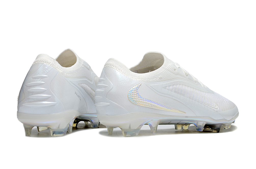 Phantom 6 Low Elite FG Whiteout