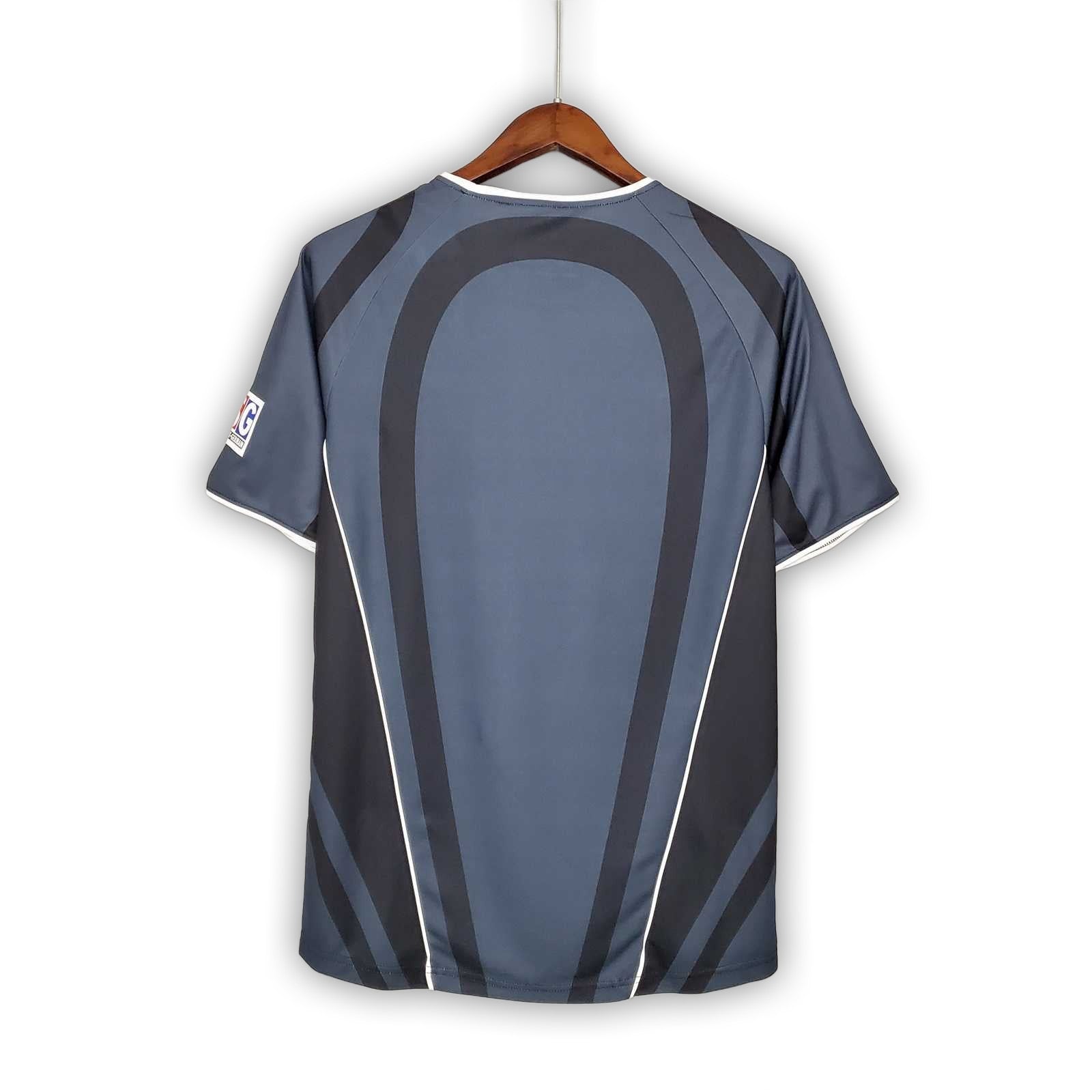 PSG 2001/02 Third