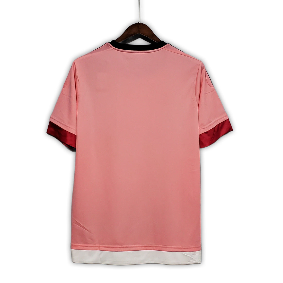 Juventus 2015/16 Away