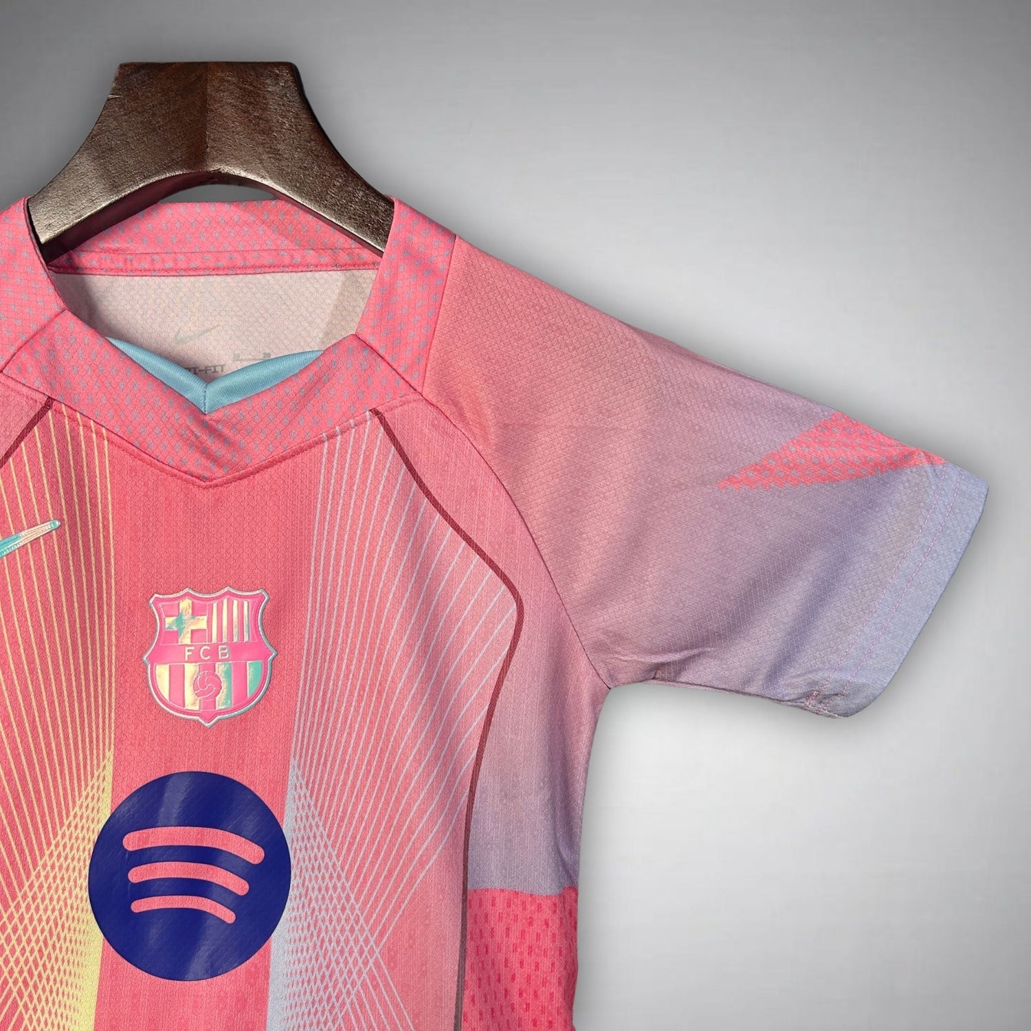 Barcelona "Aurora" Premium Kids Size Kit - FutKulture