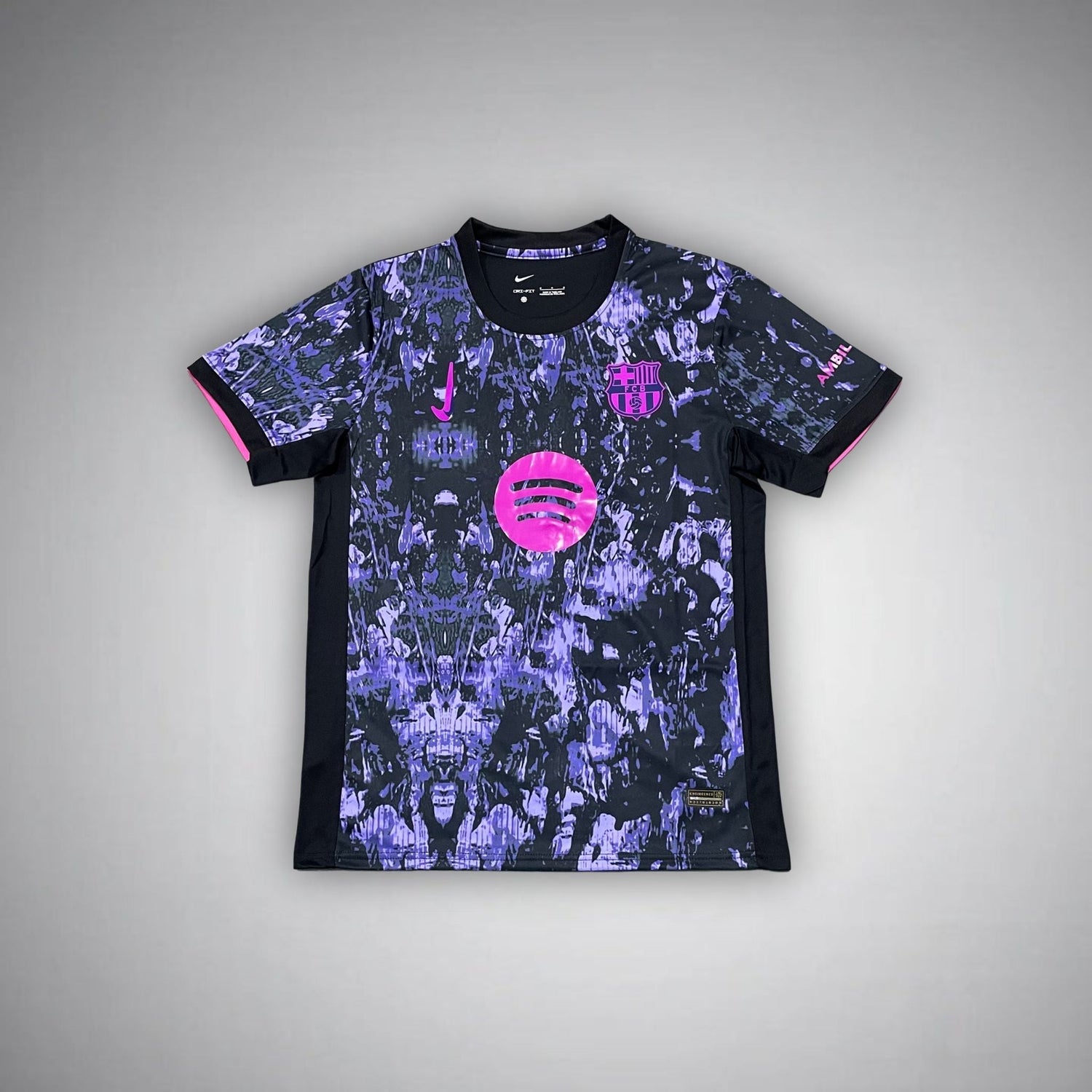 Barcelona "La Esencia" Premium Kit - FutKulture