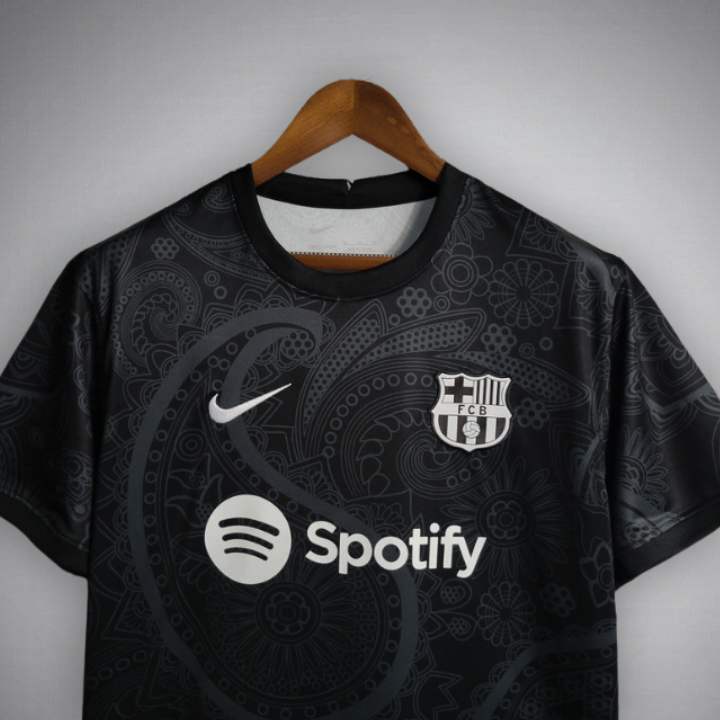 Barcelona "Noir Fleur" Premium Kit - FutKulture