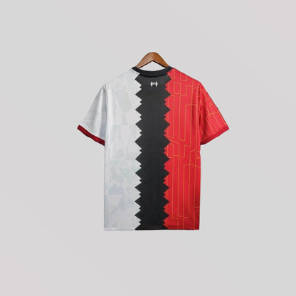 Liverpool "Tri-Color Blitz" Special Kit - FutKulture