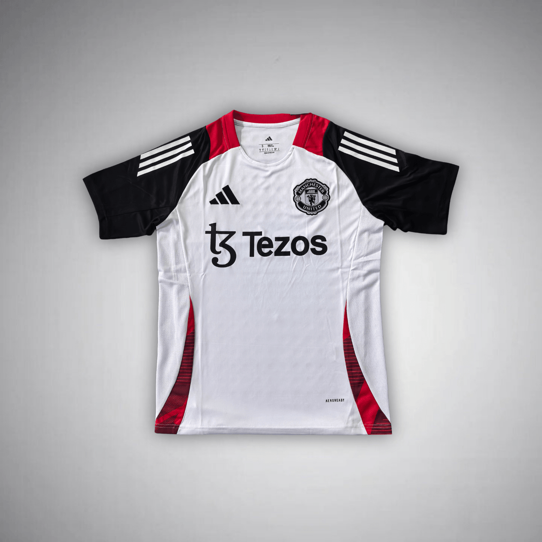 Manchester United "Tiro 24" Premium Kit - FutKulture