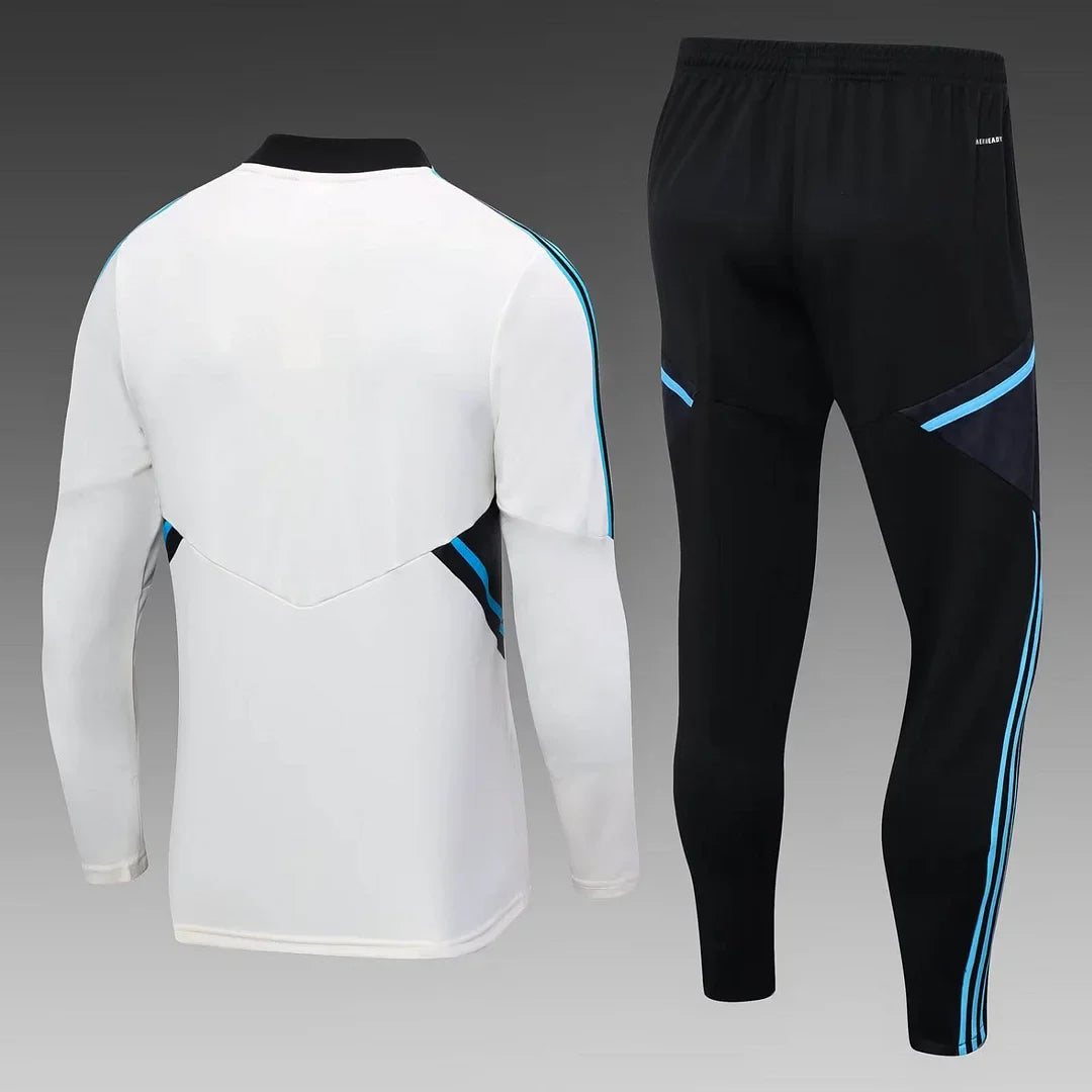 2023/2024 Manchester United Half-Pull Tracksuit  White Thai Quality