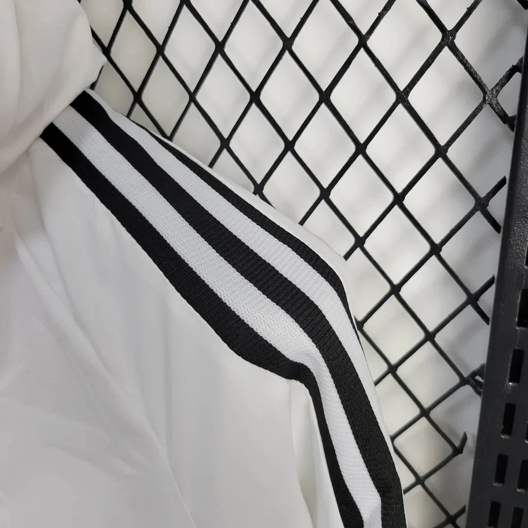 2024/2025 Bayern Munich Windbreaker White and Black