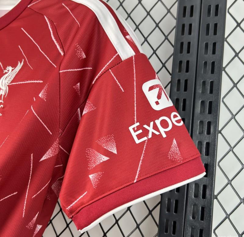 2026/2027 Liverpool Home Football Shirt