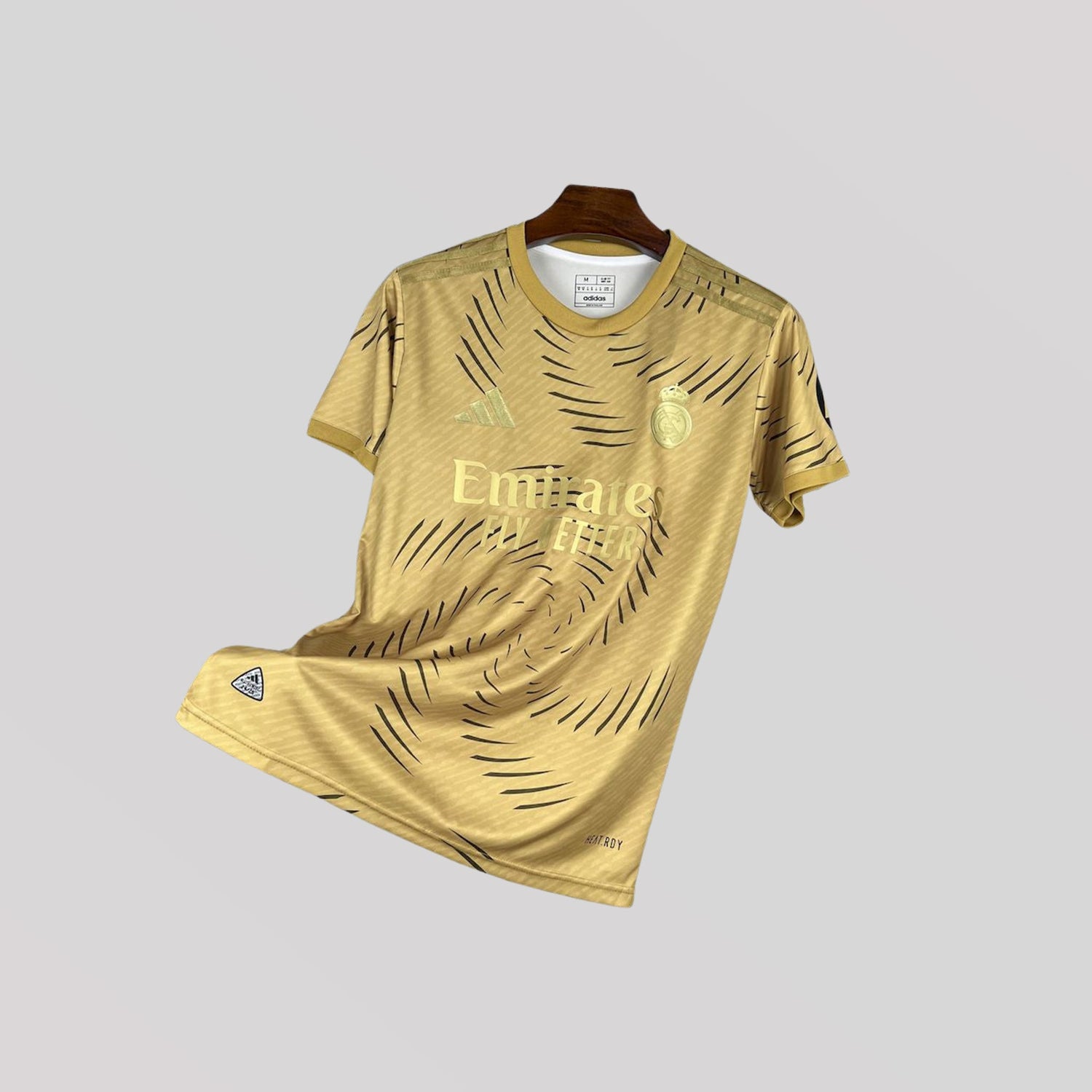 Real Madrid "Golden" Premium Kit - FutKulture